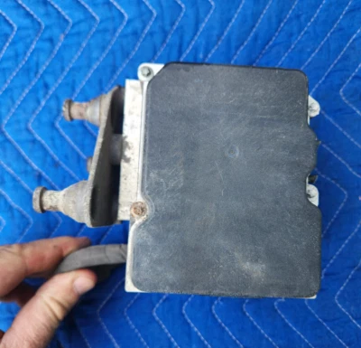 Dodge Mercedes Sprinter 2012 furgoneta antibloqueo freno ABS bomba 007 431 40 12 Foto 1 de 4