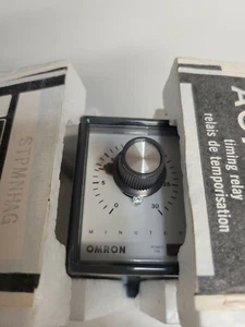 Omron STPMNHAG Timer - Picture 1 of 3