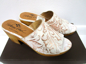 PATRICIA NASH VALENA WHITE COPPER TOOLED LEATHER SLIDE SANDALS SIZE 9 - NEW
