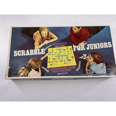Vintage Scrabble For Juniors Crossword Game 1968 COMPLETE New Words 2 Sided - Image 1 of 4