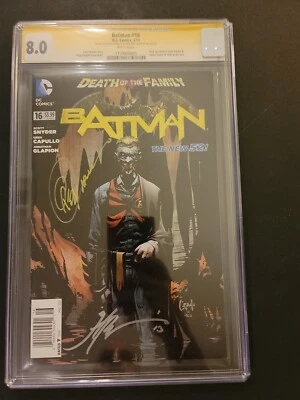 CGC 8.0 DOUBLE SIGNED Death of the Family Batman #16 Newsstand Variant  - Image 1 of 2