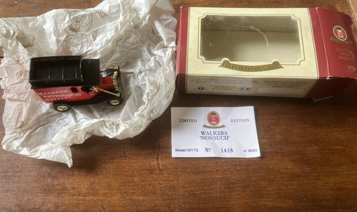 VANS Replica in metallo pressofuso Oxford da collezione furgone da caffè Walkers' Nonsuch