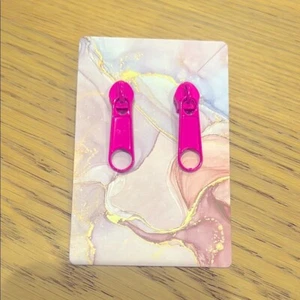 Aretes con cremallera rosa neón - Imagen 1 de 3