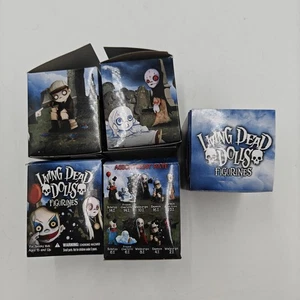 (5) Living Dead Puppen Damien Schitzo Grace + 2" Figur Horror Blind Mezco Lot - Bild 1 von 14
