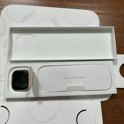 Apple Watch Series 11 42mm GPS Rose Gold Light Blush Sport S/M MEU04LW/A 2025 - Image 1 of 4