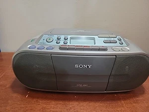 Vintage Sony CFD-S01 Boombox CD Casette Player Radio 2005 with Cord READ!! - Bild 1 von 14