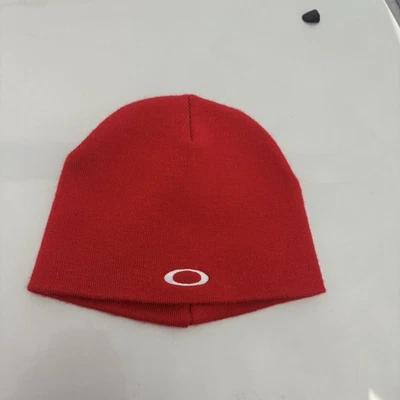 Vintage OAKLEY Software Style Beanie Red Knit Embroidered Centred Logo EUC !! - Image 1 of 4