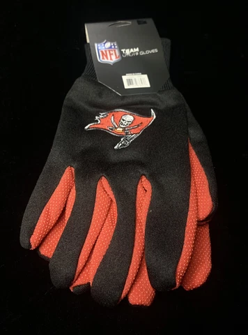 NFL Tampa Bay Buccaneers Colored Palm Utility Gloves Black w/ Red Palm by FOCO Cover