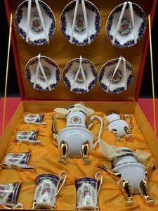 Yedi Fine Porcelain •Japan• Box 15 Pieces• Gold Gilt• Vintage• Mint - Picture 1 of 19
