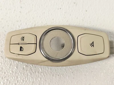 13-18 FORD C-MAX DELANTERO SUPERIOR IZQUIERDO LADO DEL CONDUCTOR TECHO INTERIOR LUZ LÁMPARA OEM Foto 1 de 3