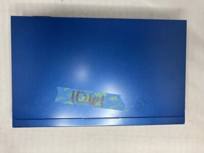 1061- Zonet 24-Port 10/100 Mbps Switch - Image 1 of 4