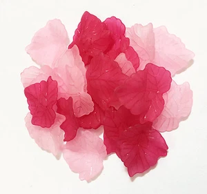 80 pcs of Frosted Acrylic leaf drops, lucite leaf drops 24x22mm Assorted Pink - Picture 1 of 2