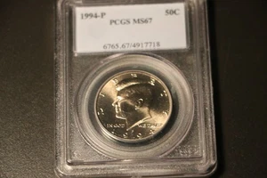 1994 P  Clad Kennedy  Half Dollar PCGS Gem Brillant MS67  Very Rare!  POP 168/11 - Picture 1 of 2