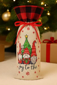 Christmas Elf Gonk Gnome Wine Gin Bottle Bag Top/Topper Cover! For Christmas Eve - Picture 1 of 5