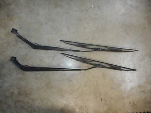 2001 CHEVROLET PRIZM WINDSHIELD WIPER ARMS SET OF 2 - Picture 1 of 4