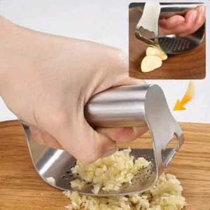 Garlic Press Stainless Steel Curved Garlic Masher Vegetable Chopper USA Seller - Picture 1 of 6