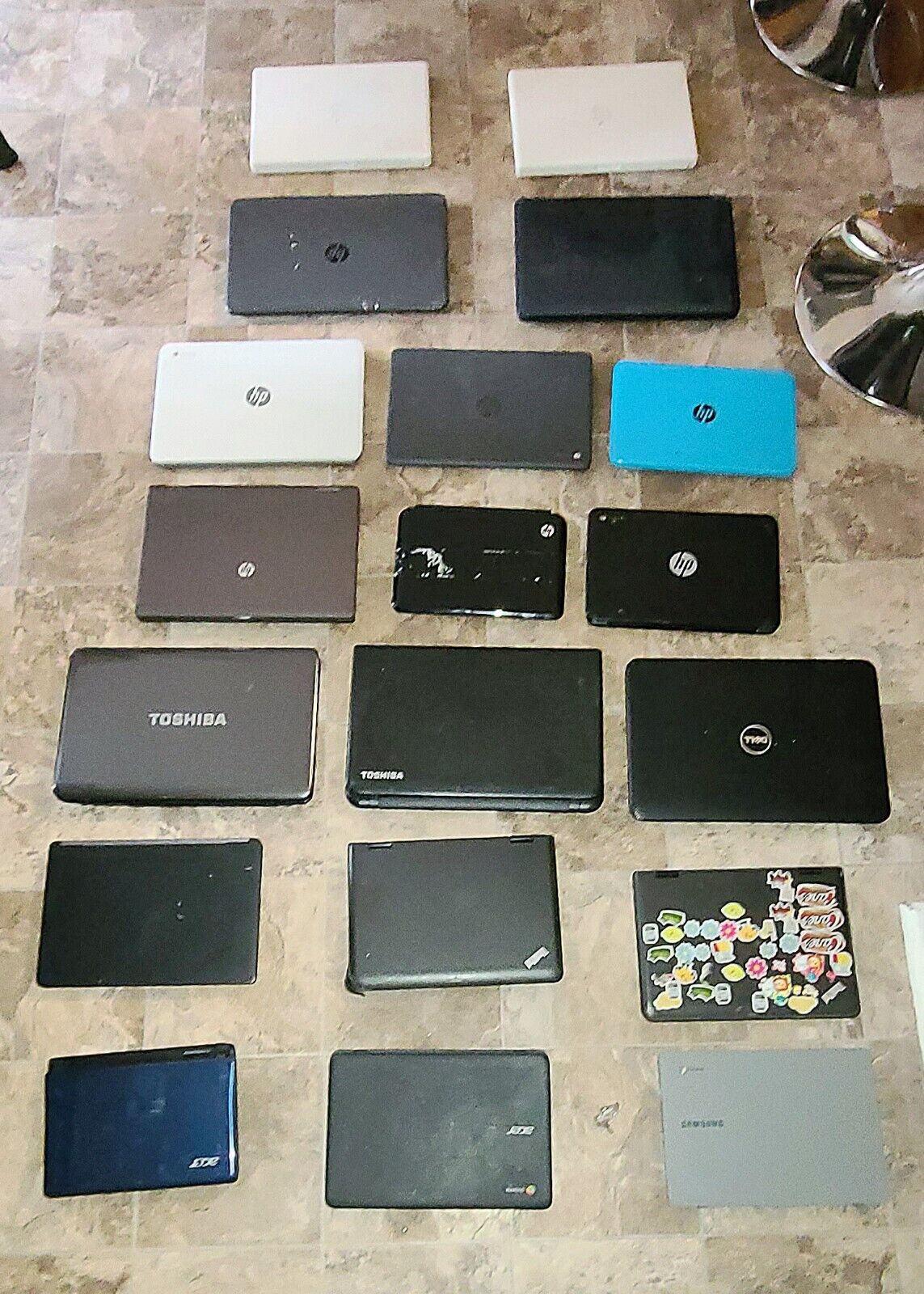 Lot of (20) HP, MacBook, Dell, Toshiba, Samsung, Acer & Lenvo  *FOR PARTS*. Available Now for $499.99