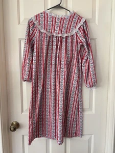 Vtg Lanz Of Salzburg  Nightgown Heart Stripe Eyelet Girl SZ 10 Poly Flannel - Picture 1 of 3