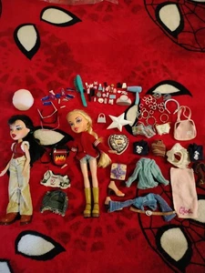 Bratz Figuren und Zubehör Konvolut - Bild 1 von 10