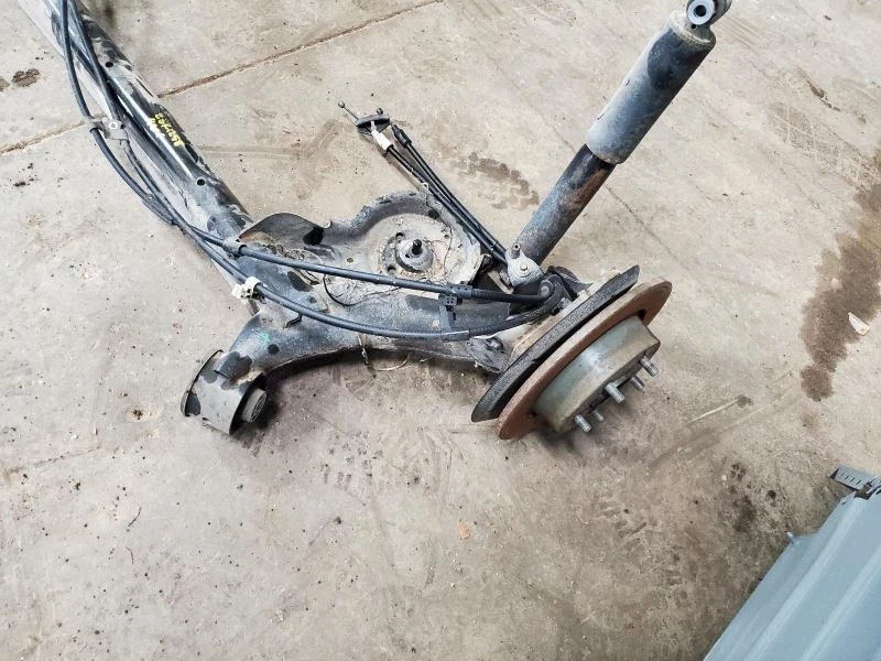 (SOLO RECOGIDA LOCAL) Eje de haz cargado 120,60" Wb se adapta a 14-18 TRANSIT CONNECT 18634 Foto 1 de 4