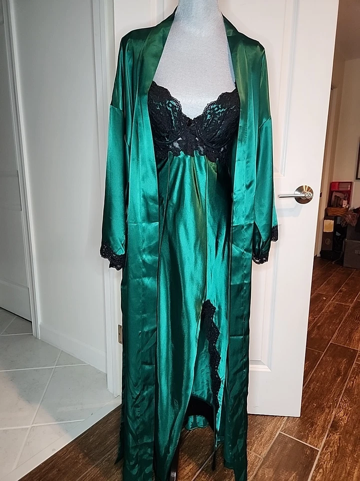 Conjunto de Vestido Victoria's Secret Robe 2 Peças Longo Feminino Esmeralda Verde Cetim Renda M/G - Imagem 1 de 4