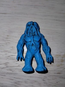 Z3# 1989 1.75" Blue Tree Trunk Monster Space Creature Eraser Figure Diener - Picture 1 of 2