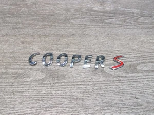 11-15 MINI COOPER S R60 R61 EMBLEMA TRASERO LOGOTIPO SÍMBOLO LETRAS OEM - Imagen 1 de 16