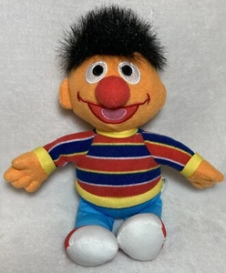 "Muñeco de peluche Ernie Plaza Sésamo Fisher Price Mattel 8"" celebrando 40 años 2009" - Imagen 1 de 7