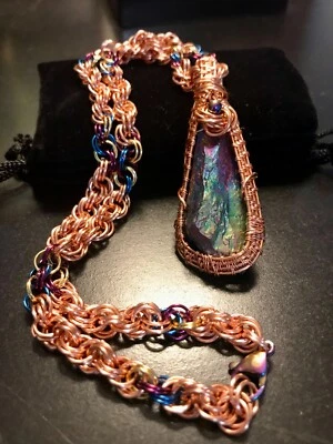 NUEVO Cuarzo arco iris de titanio envuelto en alambre de cobre hecho a mano de 3" con cadena de cuerda de 20" Foto 1 de 4