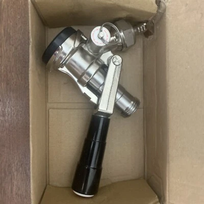 Acoplador de barril estándar Kegco D sin usar KC KT85D-L Foto 1 de 4