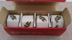 Vintage Mervyn's handverzierter Porzellan Serviettenring 4er Set Hergestellt in Japan - Bild 1 von 11
