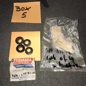 4 Yamaha RD350YPVS RZ350 RD350LC Meter Bracket Rubber Damper 584-83541-00 NEW - Picture 1 of 6