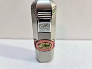 ENCENDEDOR DE CIGARROS COLIBRI 3 FLAME JET AZUL EN FUNCIONAMIENTO, 6982/36 - Imagen 1 de 8