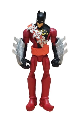 Boneco de ação Batman Mattel DC Comics Ninja Attack 2011 6" vermelho sem capa - Imagem 1 de 4