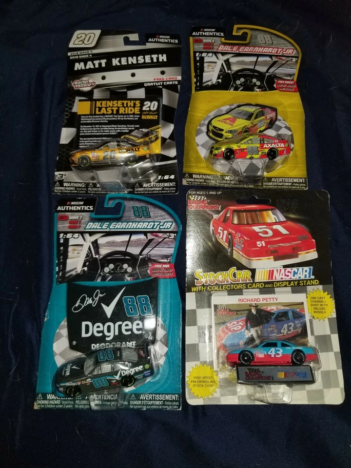 Pacote Nascar Authentics 1/64 e Racing Champions - Imagem 1 de 1
