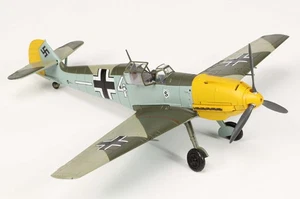 Hobby Master 1/48 Bf 109E White 4 Luftwaffe 4/JG 26 Schlageter - Picture 1 of 2