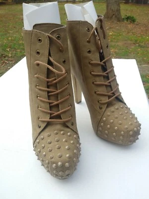 Botas Stilletto Charlotte Russe de gamuza topo con cordones talla 10 Foto 1 de 4
