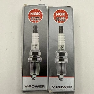 NGK WR5 2438 SPARK PLUGS Set Of 2 - Picture 1 of 5