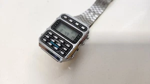 VINTAGE CASIO CALCULATOR DATA BANK WATCH CD-401 MADE IN JAPAN - Picture 1 of 11