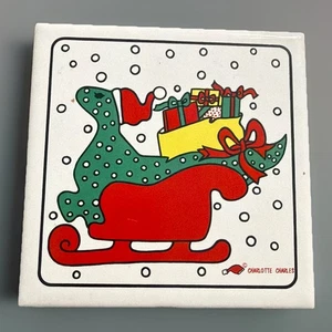 80s Ceramic Christmas Tile Charlotte Charles Green Dinosaur Sleigh Gifts Wood - Picture 1 of 2