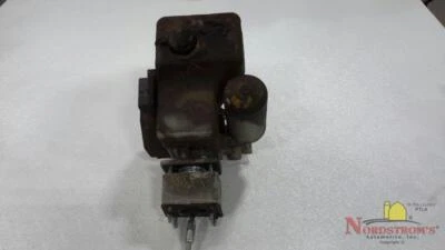2016 Nissan Titan XD Brake Master Cylinder - Image 1 of 4