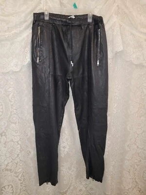 Pantalones unisex de cuero de cordero GIVENCHY Paris talla 50 - EE. UU. 34.- PRECIO DE VENTA SUGERIDO POR EL FABRICANTE $2,475 Foto 1 de 4