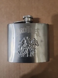 Early Times 100% Stainless Steel With Funnel Flask 5 oz SEE , HORSES ON FRONT - Bild 1 von 4