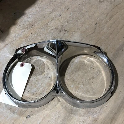 Cadillac Deville Eldorado Fleetwood 1963 luz principal lámpara bisel nuevo de lote original GM nuevo Foto 1 de 4