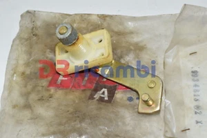 PERNO CON LEVA MECCANISMO TERGICRISTALLO TERGI CRISTALLO FIAT 900 T FIAT 9934618 - Picture 1 of 3