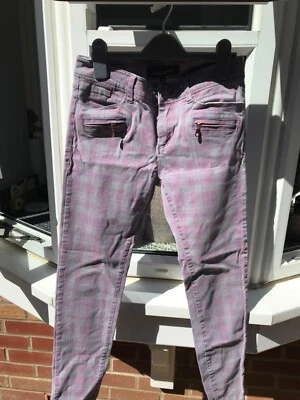 River island trousers 8 - Image 1 of 4