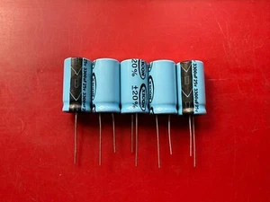 5x XRL25V3300 XICON KONDENSATOR 3300UF 25V RADIAL 16x31,5 REA332M1E1632 - Bild 1 von 2