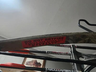  Jaguar PL Crossbow - Camo - With Triple Red Dot Scope(SLIGHTLY USED) - Image 1 of 4