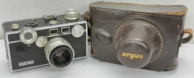 Telémetro Argus C3 1953 vintage 35 mm cámara analógica estuche de cuero telémetro Foto 1 de 4