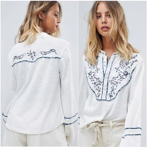 Free People Sundance Embroidered Henley Blouse Top Size Medium Bohemian Coastal - Picture 1 of 16